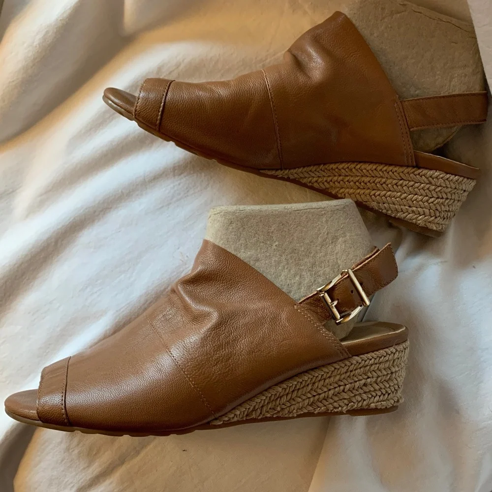 Nurture tan genuine leather wedge sandals